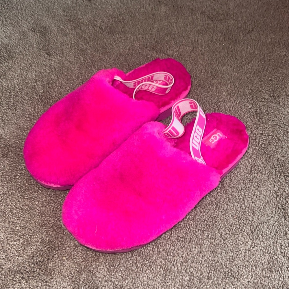 Kids UGGS Pink Fluff slides